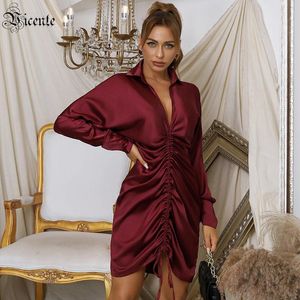 Lässige Kleider VC Formales Kleid 2023 Trend Temperament Rotwein Gerafftes Design Mode Langarm Revers Burgund Kurz Satin Sexy