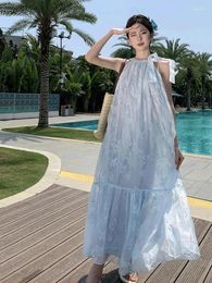 Casual jurken Vintage Frans blauw vlinder borduurwerk sexy feest lange halter bandage jurk voor vrouwen 2024 zomer elegant geplooide boho
