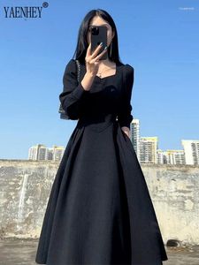Casual Jurken Vintage Frans Design Maxi Midi Voor Vrouwen Kleding Feest Elegante Vierkante Hals Zwarte Lange Jurk Koreaanse Mode Herfst 2024