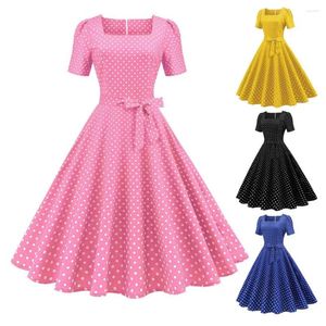 Robes décontractées Vintage Polka Dot Femmes Habiller Classic Movie Style Collar carré Lady Elegant Timeless Retro Design Party