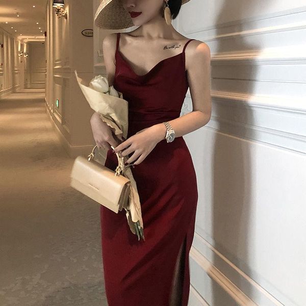Robes décontractées Vintage Red Backless Longue robe de soirée pour filles 2023 Été sexy élégante Femme Party Robe Articles en gros de Business