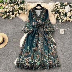 Robes décontractées Vintage Women Party Dress Lantern Sleeve Bandage Slim Taist Imprimé Long Robe Femme 2024 Vestidos de Mujer Big Swing Maxi