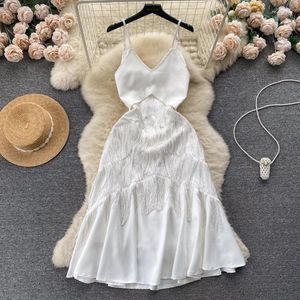 Robes décontractées wdmsna French Holiday Summer Robe Feme en V-colmes minces taille A-Line Vestidos Tassement Pouce-goutte blanc pour femmes