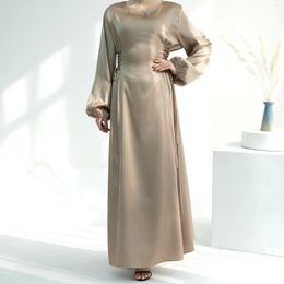 Robes décontractées Wepbel mince Caftan Robe sangle robe élégante musulmane Abaya femmes arabe Eid couleur unie col haut Kaftan vêtements islamiques