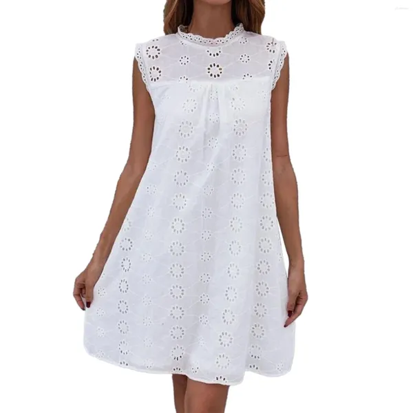 Vestidos informales Vestido de algodón de encaje blanco para mujeres Summer hueco bordado bohemio playa damas mangas sin mangas túnica suelta