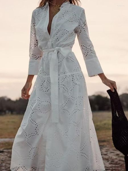 Robes décontractées chemise blanche robe femmes mode élégante évider longue femme revers manches été bouton à lacets