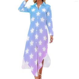 Robes décontractées Étoiles blanches Imprimer Robe en mousseline de soie Coloré Plage Femmes Manches longues Street Wear V Col Graphique Grande Taille