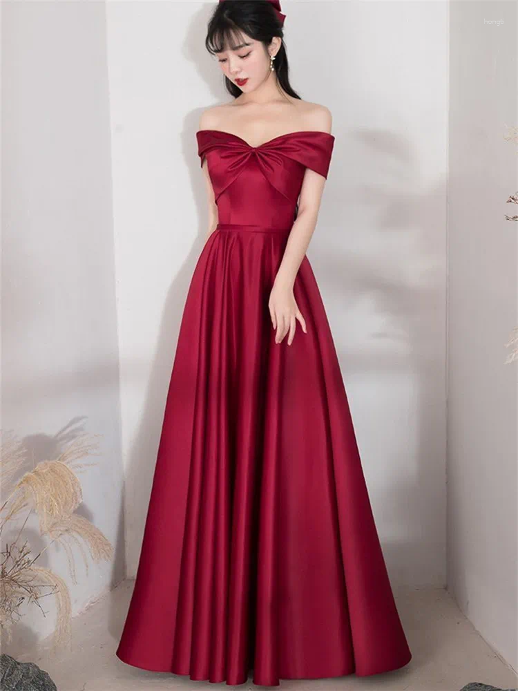 Sıradan Elbiseler Şarap Kırmızı Elbise Mizaç Kadın Giysileri Düz Renk Uzun A-Line Etek Saten Akşam Elbisesi M025