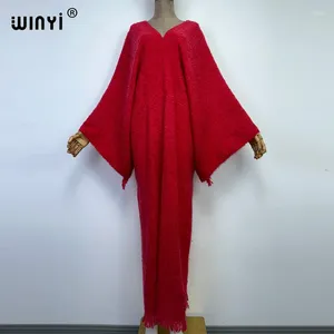 Robes décontractées Winyi Automne Hiver Monocolor Confort Chaud Épais Femmes Robe Pull Élégant Tricoté Lâche Dame