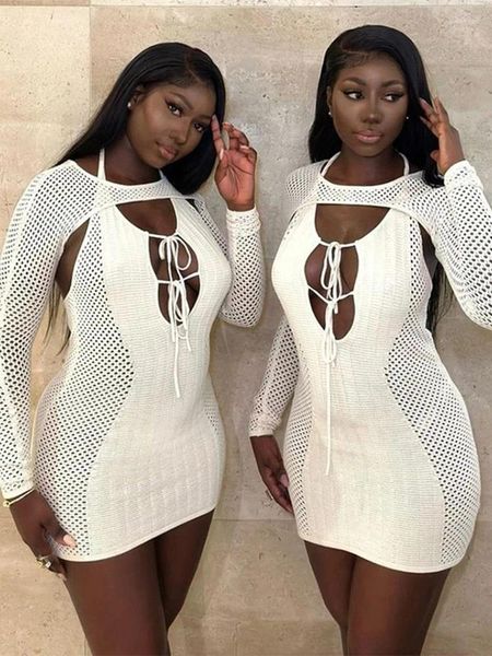 Robes décontractées Femmes 2023 Automne Hiver Manches longues Tricoté Parti Court Club Streetwear Blanc Mini Robe Articles en gros pour les affaires