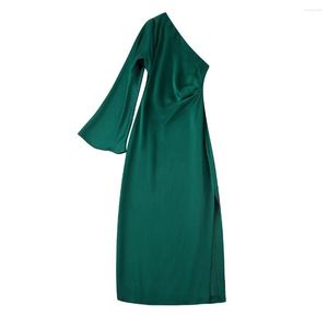 Casual jurken Women 2023 mode zijplezen spleet zoom satijn asymmetrische midi jurk vintage een lange wijd uitlopende mouw vrouwelijke dressing mujer
