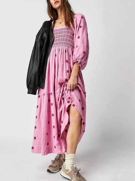 Robes décontractées Femmes 3D Fleurs brodées élégante robe d'été plage Boho col carré manches bouffantes taille haute plissée longue