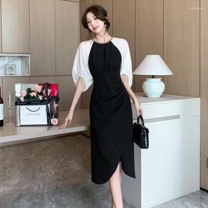 Robes décontractées femme robe noire 2024 Bureau Lady Korea Style de trois quarts de manche à moitié patchwork en tricot