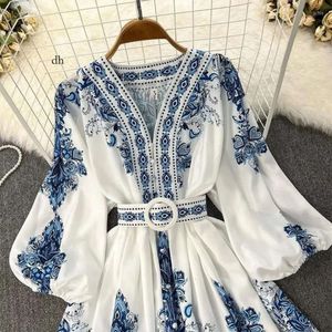 Casual jurken Women Boheemian Dress 2023 Spring Summer Print Long Lantern Sleeve V Neck Corset Slim Button Geplooide Vacation 6A