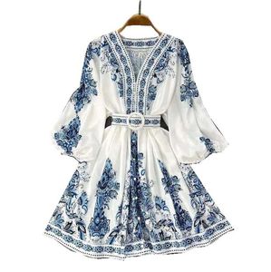 Casual jurken Women Boheemian Dress 2023 Spring Summer Print Lange Lantern Sleeve V Neck Corset Slim Button Geplooide vakantie