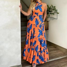 Casual jurken vrouwen kleden afdruk een lijn lange halter mouwloze losse boho strand elegante splice backless feestvestidos 2024