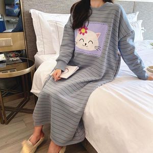 Casual jurken vrouwen kleden gedrukte nacht warm ademend o nek lange mouw losse knie lengte pyjama's voor winter kort nachtwearcasual