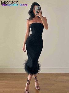 Casual jurken vrouwen elegante zwarte feestjurken strapless backless bodycon zomerjurk sexy korset top midi jurk met veer 022123H