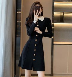 Robes décontractées femmes automne noir robe en tricot élégant 2023 coréen revers blanc contraste simple boutonnage mince à manches longues une pièce