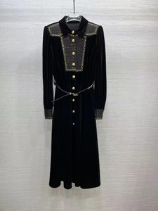 Robes décontractées femme mode noire en velours patchwork mince robe maxi w / t ceinture élégante tout match de bal à manches longues