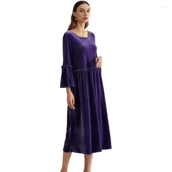 Robes décontractées Femmes Flare Sleve O Neck Automn Robe Folds A-Line Velvet Fashion Party Night Club Long Vestidos Purple