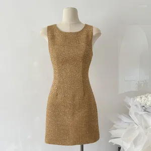 Casual Jurken Dames Gouden Mouwloos Vest Kleine Geurige Jurk Mode Eenvoudige Chique Elegante Pailletten Franse Mini Lente Zomer