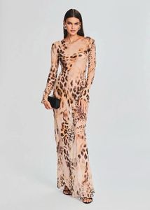 Casual jurken vrouwen halo kleurstof luipaard geprinte veter zonder backless vakantie viscose maxi lange jurk
