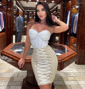 Casual jurken vrouwen luxe sexy strapless Backless Crystal Sparkly Beige Pink Mini Bodycon Borage Dress 2022 Elegant Evening Club Party