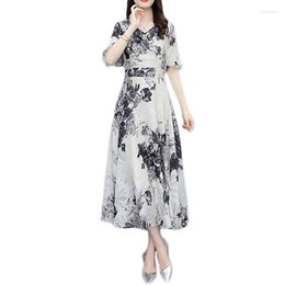 Vestidos casuales Mujer Volantes Media manga Cuello en V Tinta Pintura Floral Plisado Swing Vestido largo 10CD