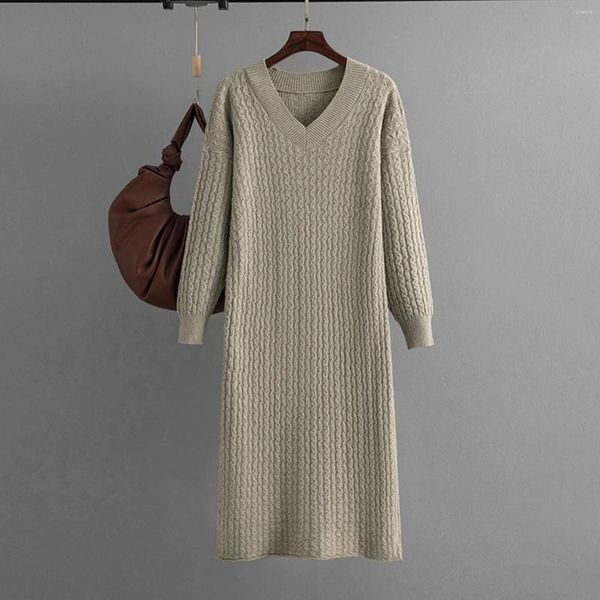 Robes décontractées Femmes Automne Hiver Robe pull tricotée 2023 Modèle de col en V Long avec dos chaud pour les femmes de mariage