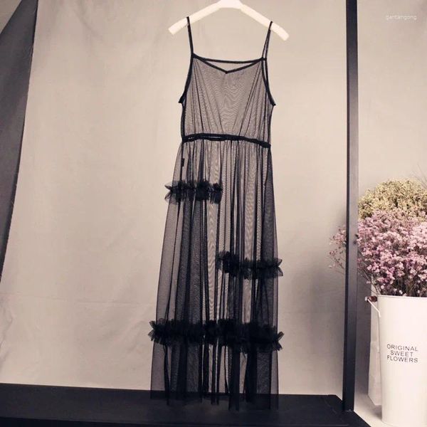 Robes décontractées de la femme japonaise Sweet Lolita Mesh transparent Voir à travers la robe Spaghetti Strap en ligne Sling Black Summer