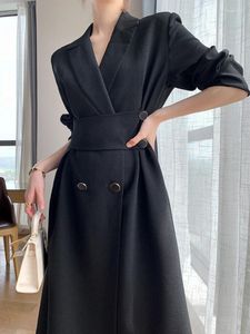 Robes décontractées Femmes Printemps Automne Mode Coréenne Midi Robe noire à manches longues élégante a-ligne robes de soirée vêtements d'extérieur pour femmes vêtements