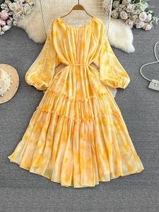 Casual jurken dames lente herfst stijl lange mouwen jurk met ronde nek en taille middelste lengte a-line grote zoom bedrukte a35