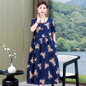 Robes décontractées Robe d'été pour femmes 2024 Élégant Vintage Imprimer Longue pour dames de 50 à 60 ans Vêtements de style coréen