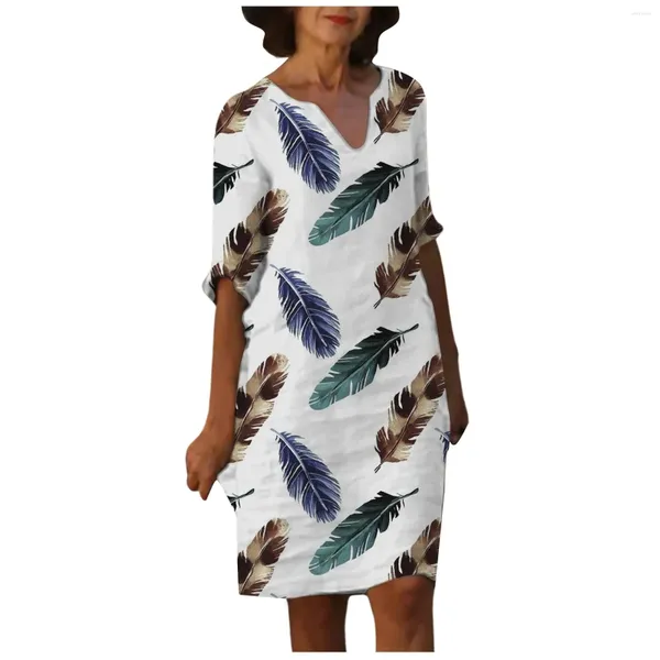 Robes décontractées pour femmes plumes d'été imprimement v couche robe plage plage à manches courtes Style une ligne d'été pour femmes vestido