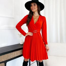Casual jurken vrouwen sexy v-neck mini-jurk met lange mouwen herfst winter mode rood zwart vatje elegant feestkantoor dames geplooide gewaad