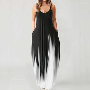 Robes décontractées Femmes Spaghetti Sangle Col rond Maxi-Longue Robe avec poches Dégradé de couleur Ourlet évasé Plage sans manches Cami