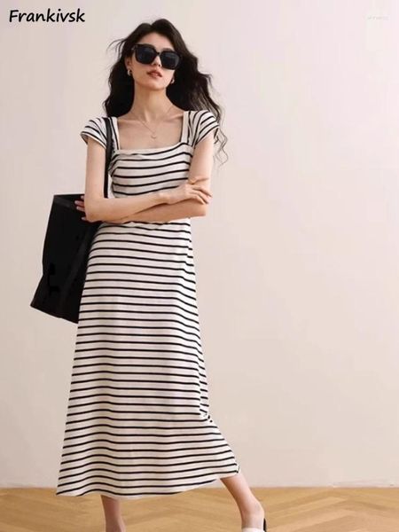 Robes décontractées Femmes Strake Style Strucle Place Leisurely Summer sans manches minces confortables Ulzzang élégant quotidien confortable Vintage Soft