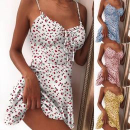 Robes décontractées Femmes Robe d'été Sans manches sans dossier de paille de fraise sans fraises