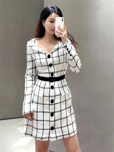 Vestidos casuales Mujeres Turn-Down Collar Robe Plaid Tweed Moda Single Breasted Primavera Verano 2024 Manga larga Mini vestido femenino con fajas