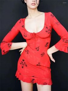 Casual jurken vrouwen viscose rode mini gewaad sexy o-neck veter-up ruches driekwart mouw vrouwelijke hoge taille jurk