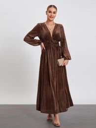 Casual jurken dames herfst fluweel jurk met lange mouwen diepe n nek vaste kleur a-line vintage flowy