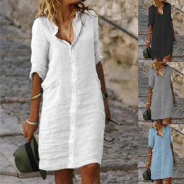 Robes décontractées Bouton de revers en été en été pour femmes Couleur unie à manches solides Coton et robe de chemise en lin Cardigan vintage-genou-longueur