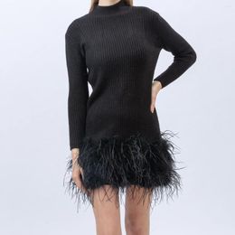 Vestidos casuais vestido de lã com fundo de pele de avestruz real peludo para festa 2023 cor preta clássico wirth gola alta manga longa outono