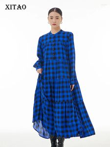 Robes décontractées Xitao Plaid Patchwork Col montant Contraste Couleur Simple Boutonnage Lâche Mi-mollet Robe amincissante 2024 Hiver DMJ3419