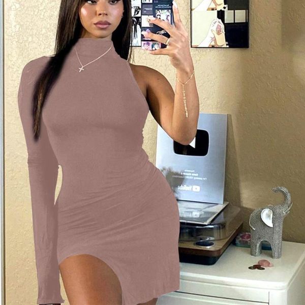 Robes décontractées Y2K Couleur Solide Une épaule à manches longues Femmes Robe de soirée Côté Slit Automne Mode Sexy Club Wear Mini Tempérament