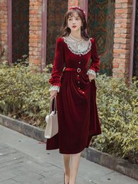 Casual jurken Yosimi vrouw feestjurk elegant 2023 herfst rode wijn fluweel patchwork wit kant midden kalf lange mouw vrouwen vrouw
