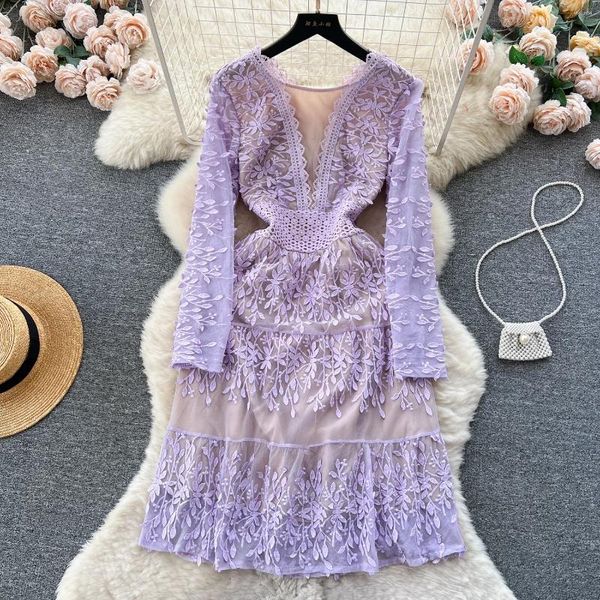 Robes décontractées jeunes Gee Sweet Purple Luxury Lace Floral Broidered Mesh Robe Femme Élégant Slim Beauté Au-dessus du genou Vestido Feminino