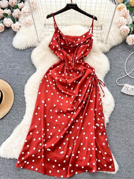 Robes décontractées Yuoomuoo ins Fashion Women Party Red Long Robe Elegant Elegant Polka Print Stracts Side Split Satin Tenues Vestidos