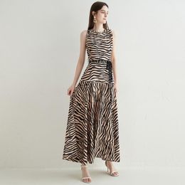 Robes décontractées Zebra Stripes Maxi Summer 2022 Sexy Robe d'épissage à rayures sans manches Ceintures Grand Swing O-Neck Bohemian Beach DressCasual